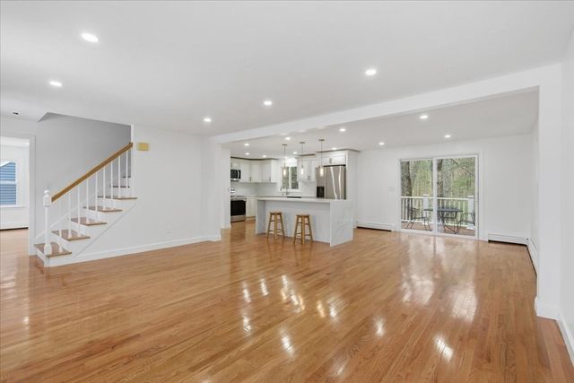 430 Brook Bend Rd, Hanson, MA 02341