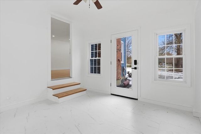 430 Brook Bend Rd, Hanson, MA 02341