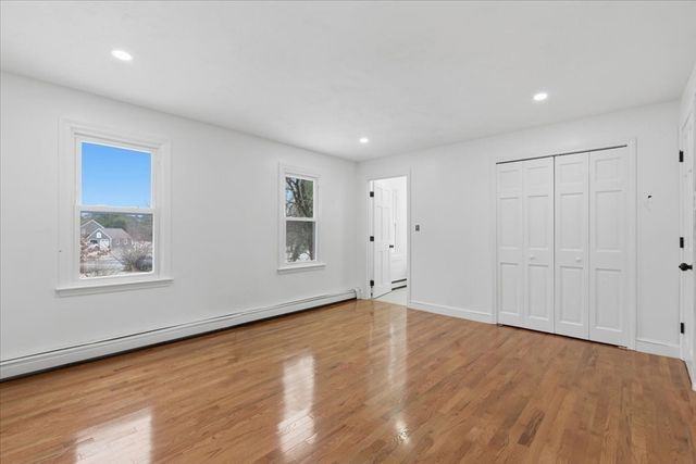 430 Brook Bend Rd, Hanson, MA 02341