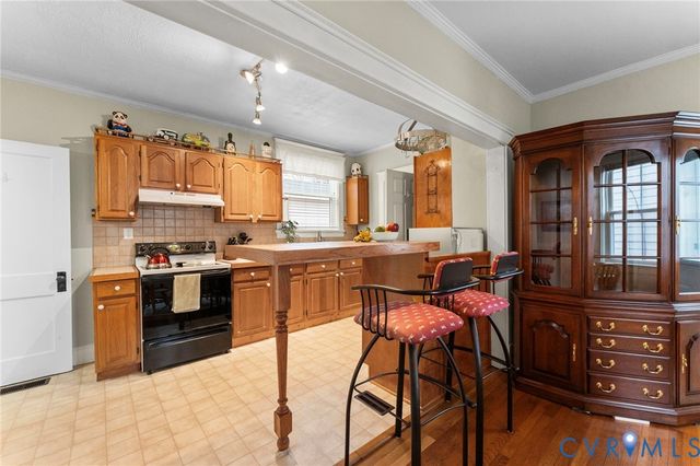 115 Suffolk Ave, Colonial Heights, VA 23834