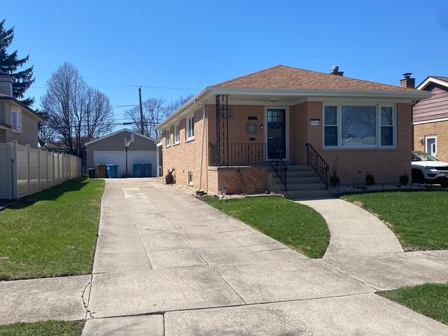 10008 S Kolin Avenue, Oak Lawn, IL 60453