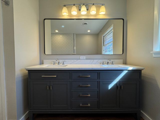 55 SE 31st Street, Paris, TX 75460