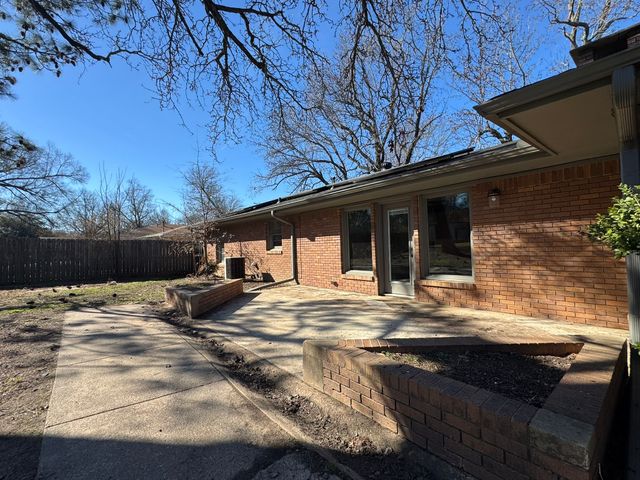 55 SE 31st Street, Paris, TX 75460