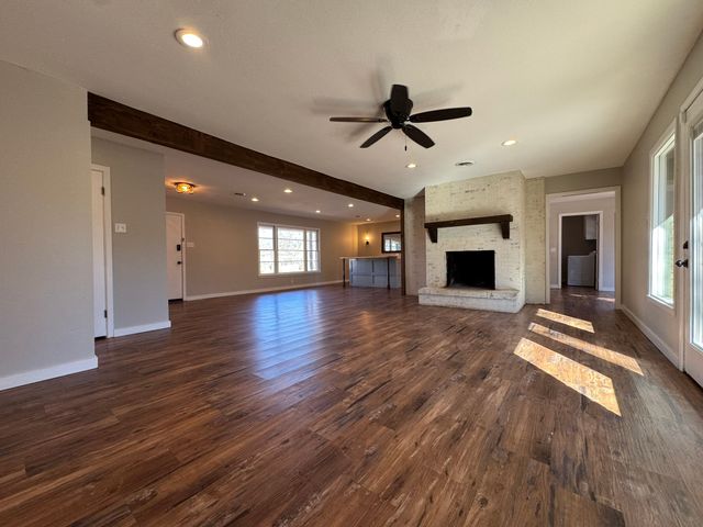 55 SE 31st Street, Paris, TX 75460