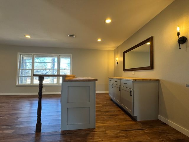 55 SE 31st Street, Paris, TX 75460