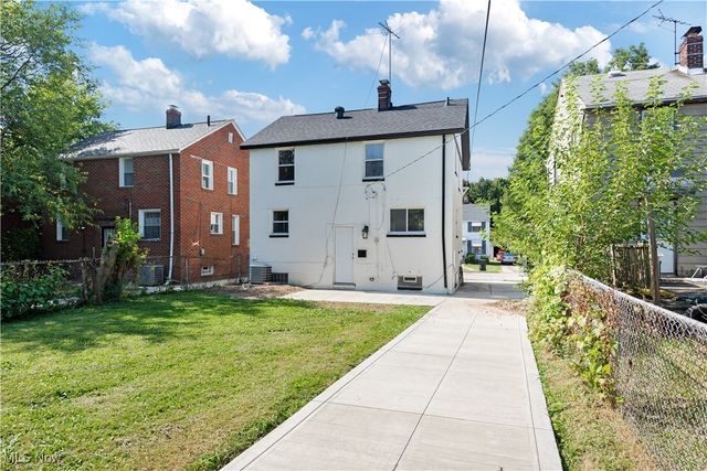 4329 W 131st Street, Cleveland, OH 44135