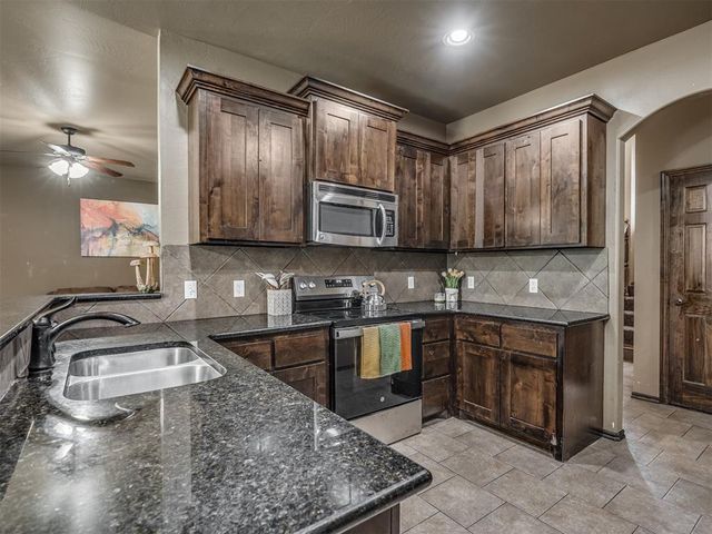 22422 Flying Hawk Trail, Luther, OK 73054