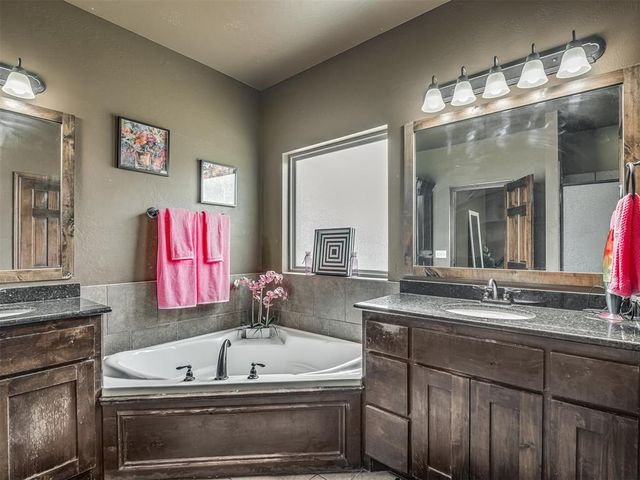 22422 Flying Hawk Trail, Luther, OK 73054