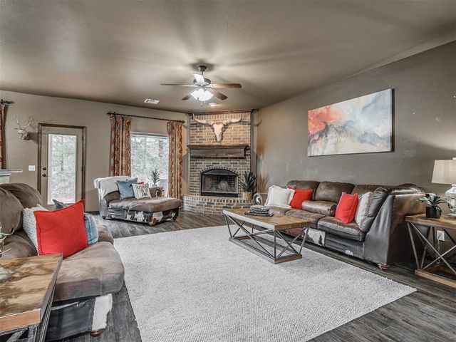 22422 Flying Hawk Trail, Luther, OK 73054