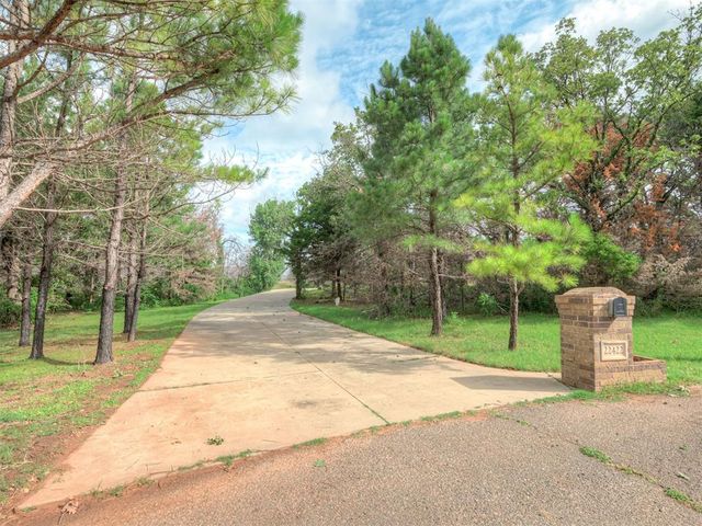 22422 Flying Hawk Trail, Luther, OK 73054