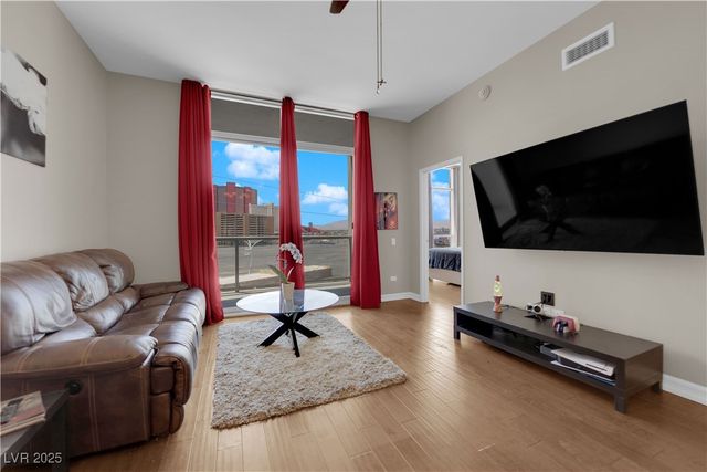 200 West Sahara Avenue 603, Las Vegas, NV 89102