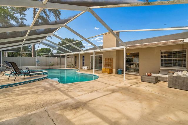 3708 SAND PEBBLE DRIVE, Valrico, FL 33596