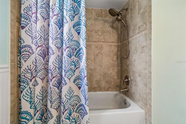 3708 SAND PEBBLE DRIVE, Valrico, FL 33596