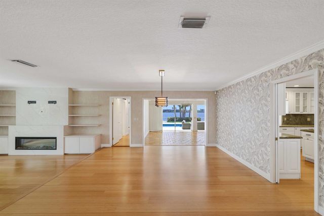 2204 Notre Dame Drive, Lake Worth Beach, FL 33460