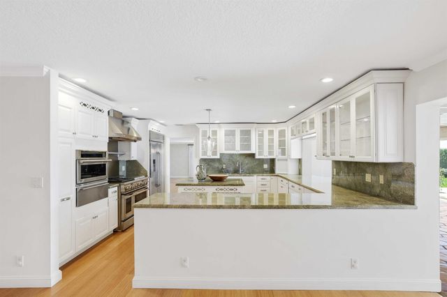 2204 Notre Dame Drive, Lake Worth Beach, FL 33460