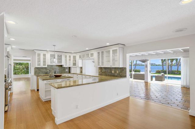 2204 Notre Dame Drive, Lake Worth Beach, FL 33460