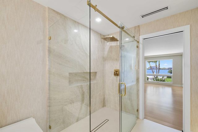 2204 Notre Dame Drive, Lake Worth Beach, FL 33460
