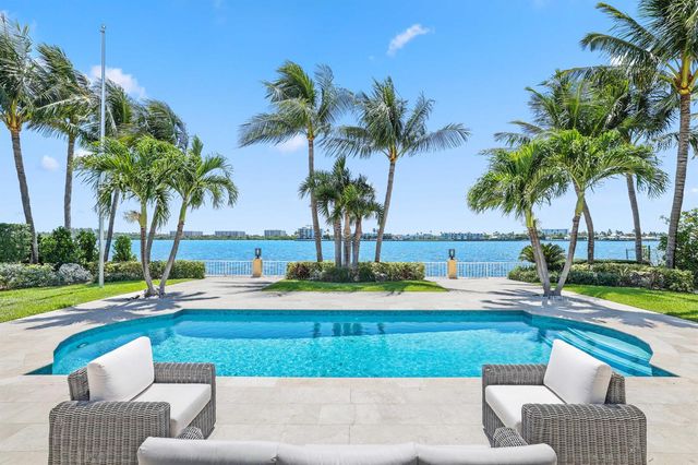 2204 Notre Dame Drive, Lake Worth Beach, FL 33460