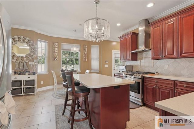 32 Franklin Street, Piscataway, NJ 08854
