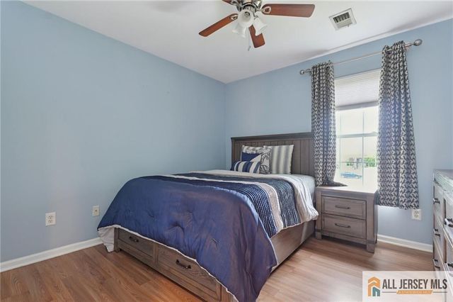 32 Franklin Street, Piscataway, NJ 08854