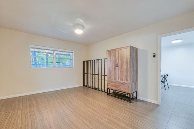 3431 NW 50th Ave 106, Lauderdale Lakes, FL 33319