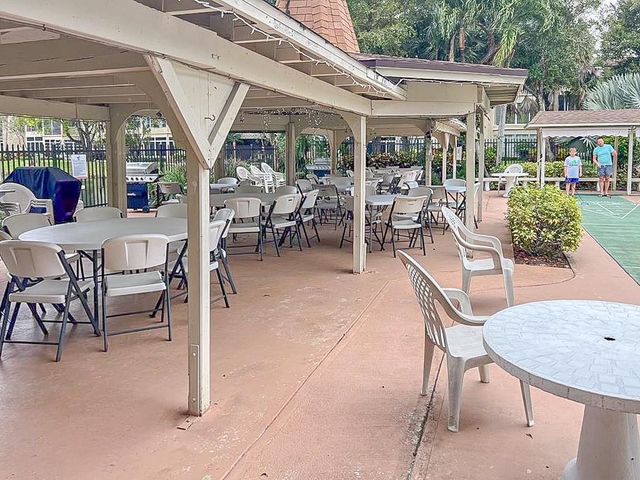 3431 NW 50th Ave 106, Lauderdale Lakes, FL 33319