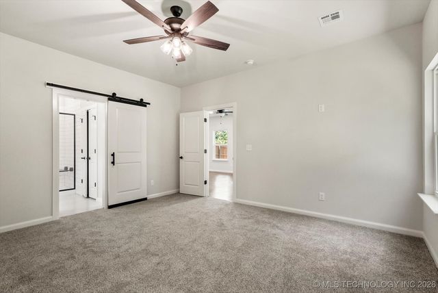 339 W Hickory Street, Coweta, OK 74429