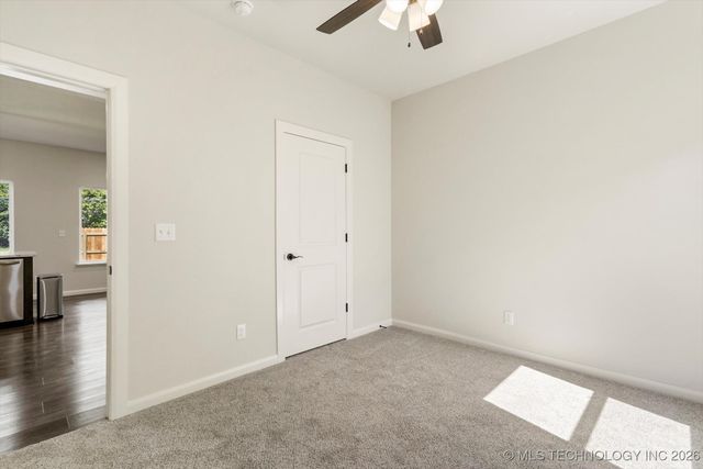 339 W Hickory Street, Coweta, OK 74429