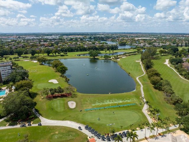 1000 E Saint Charles Place 519, Pembroke Pines, FL 33026