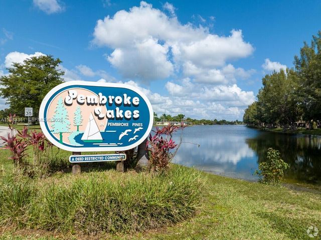 1000 E Saint Charles Place 519, Pembroke Pines, FL 33026