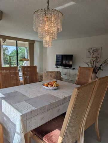 1000 E Saint Charles Place 519, Pembroke Pines, FL 33026