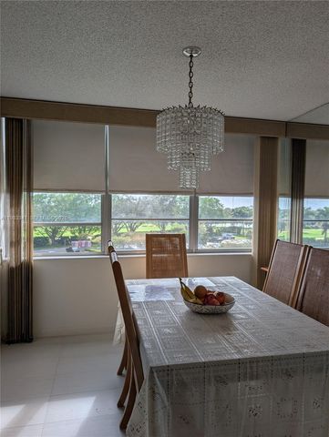 1000 E Saint Charles Place 519, Pembroke Pines, FL 33026