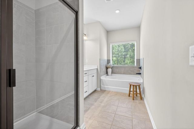 2113 Buford Town Drive, Buford, GA 30518