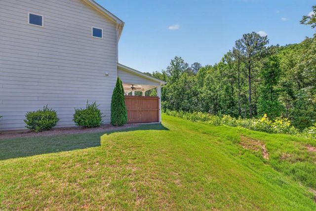 2113 Buford Town Drive, Buford, GA 30518