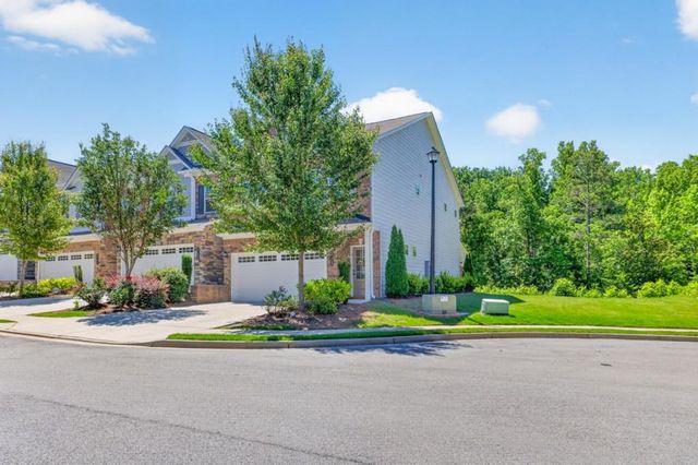 2113 Buford Town Drive, Buford, GA 30518
