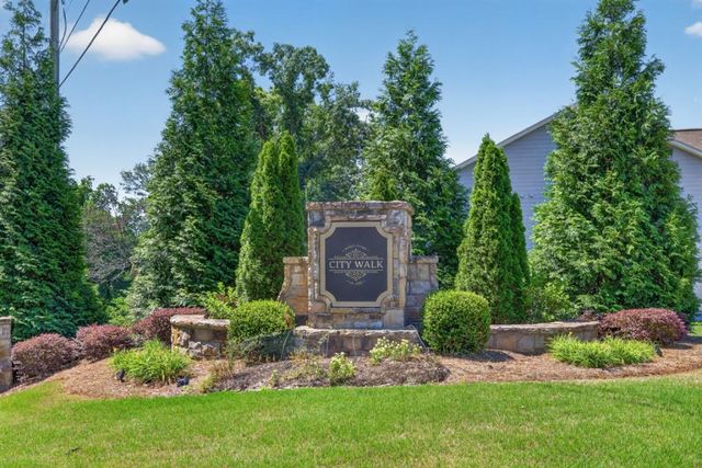2113 Buford Town Drive, Buford, GA 30518