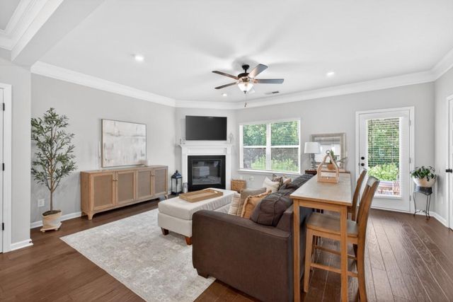 2113 Buford Town Drive, Buford, GA 30518