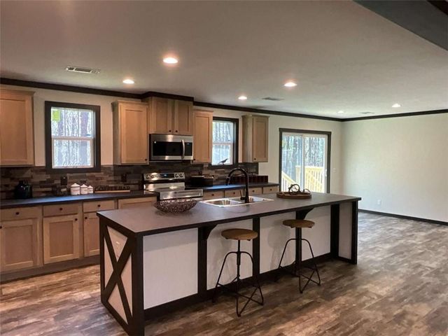 132 Lakeshore Drive, Eatonton, GA 31024