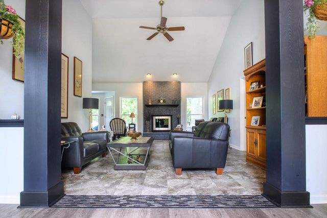 370 Smythe DRIVE, Williams Bay, WI 53191