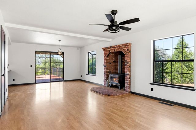 4620 Dry Creek, Rescue, CA 95672