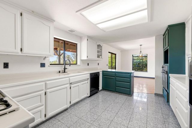 4620 Dry Creek, Rescue, CA 95672