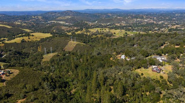 4620 Dry Creek, Rescue, CA 95672