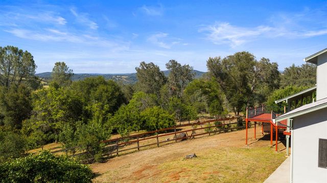 4620 Dry Creek, Rescue, CA 95672