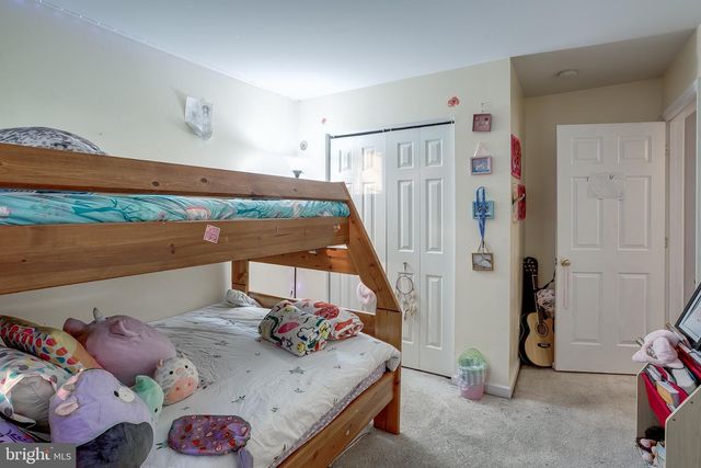 8 PEPPERMINT DR, Lumberton, NJ 08048