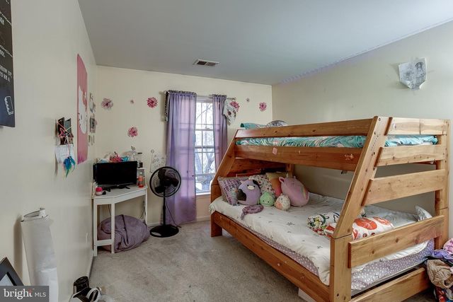 8 PEPPERMINT DR, Lumberton, NJ 08048