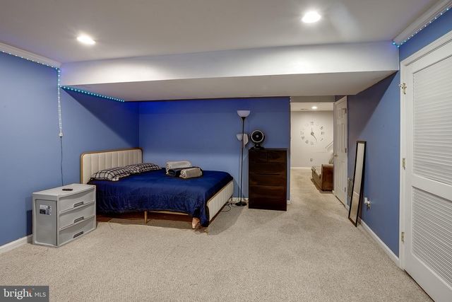 8 PEPPERMINT DR, Lumberton, NJ 08048