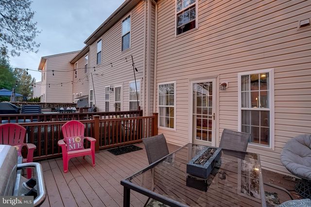 8 PEPPERMINT DR, Lumberton, NJ 08048