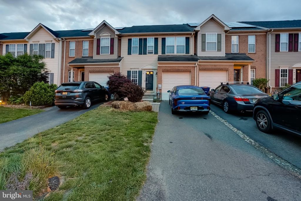 8 PEPPERMINT DR, Lumberton, NJ 08048