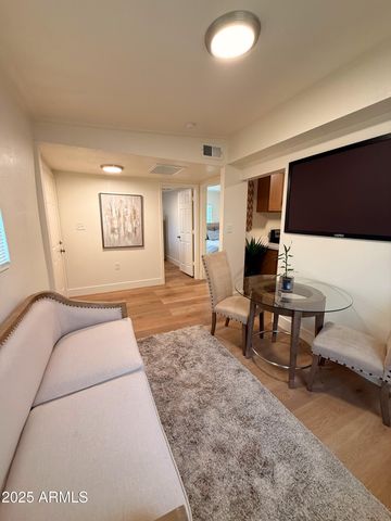 237 S 7TH Street, Avondale, AZ 85323