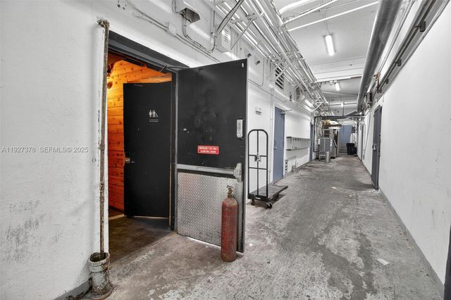 1216 Washington AVE, Miami Beach, FL 33139